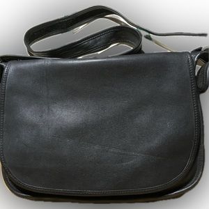 Coach Vintage Patricia Leather Flap Crossbody Shoulder Handbag USA